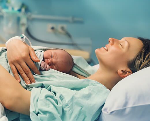 Mutter mit Säugling - Frauenarzt Düsseldorf